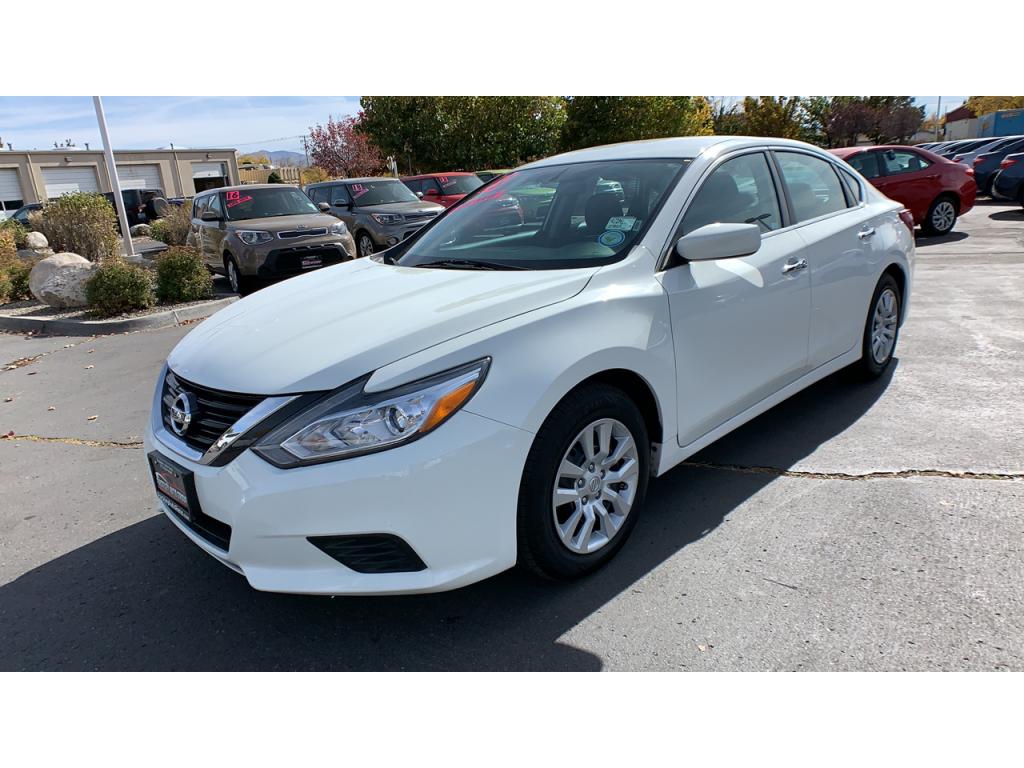 Pre Owned 2018 Nissan Altima 2 5 S 4dr Car In Reno Ir6428